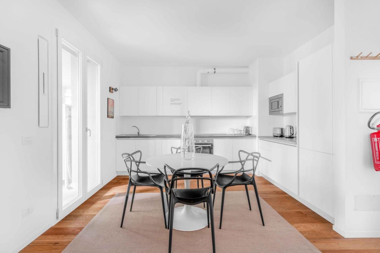 밀라노 Modern With Terrace & Garage By Ndp Rent 아파트 외부 사진